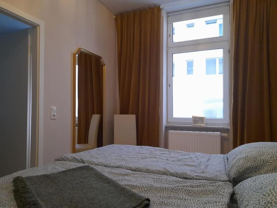 Zwei-Zimmer Wohnung In Wiesbadens Westend Екстер'єр фото