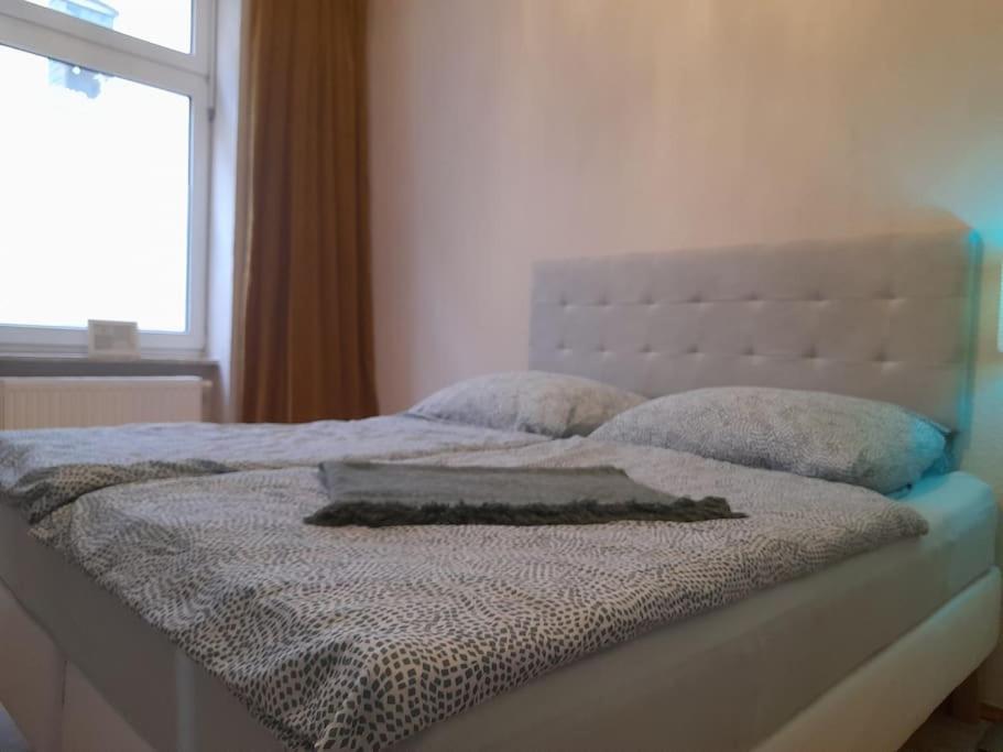 Zwei-Zimmer Wohnung In Wiesbadens Westend Екстер'єр фото